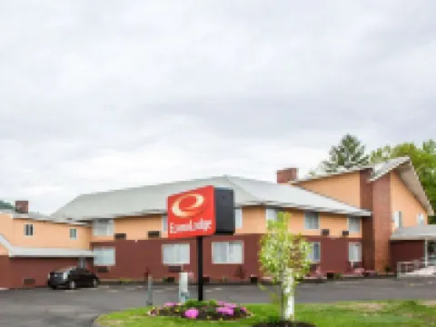 Econo Lodge Lakes Region Hotéis em Ossipee