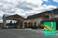 Quality Inn & Suites Tacoma - Seattle Hotels in Lakewood