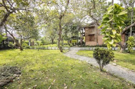 Cat Tien Farm Stay Hotels in Nam Cat Tien