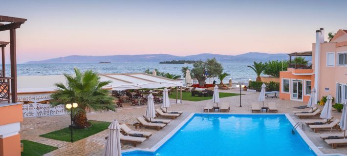 Avantis Suites Hotel Hotele w: Euboea