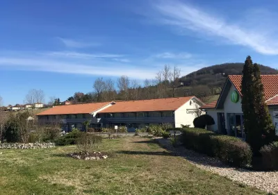 Campanile Villeneuve Sur Lot - Pujols Các khách sạn ở Villeneuve-sur-Lot