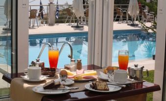 Oasis Hotel