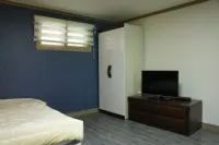 Yeongwol Neulpureun Pension Camping Site (Special Offer)