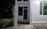 Homestay Suyoso - parking