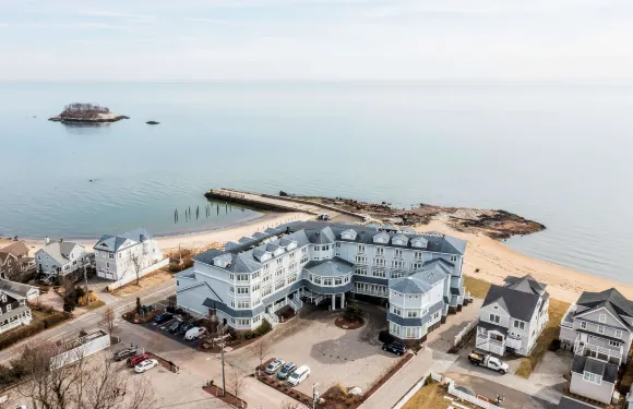 麥迪遜海灘希爾頓格芮精選酒店