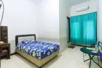 Wisma Lanraki Hotel dekat Toko Juara jl Poros BTP Blok AB no 24