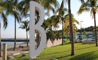 B Nayar Family Luxury Suites & Villas Residences - Ocean View & All Inclusive Available