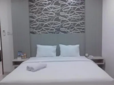 Hotel 88 Parepare Hotel dekat KIOS NONA CAKAR PASAR SUMPANG PARE2