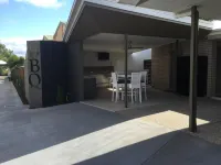 Athena Motel Apartments Hotels in Harristown