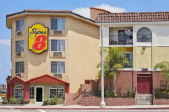 Super 8 by Wyndham Los Angeles Downtown Hotels near Velveteria: The Museum of Velvet Art