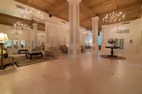 🏝Palm Beach Island Condo-Hotel King Bed Studio•Complimentary Valet•Beach🏖