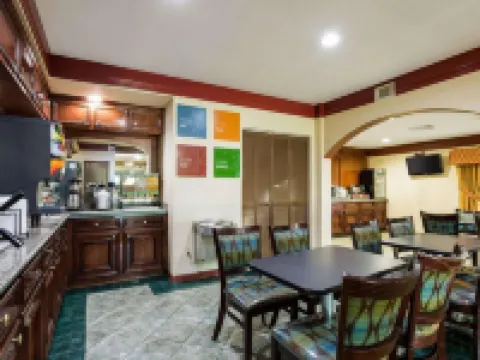 デイズ イン、ウィンダム ローゼンバーグ ローゼンバーグのホテル