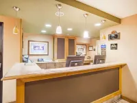 Days Inn by Wyndham San Antonio Alamo/Riverwalk Hotels near Rivercenter Mall
