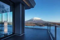 綾二世谷旅館 - 山景
