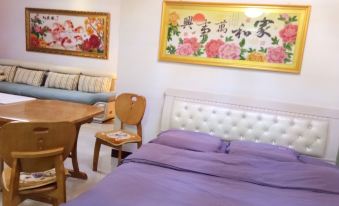 Xiangye Homestay (Fenghuang Avenue No. 1)