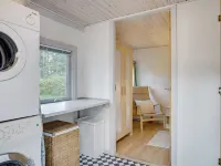 "Torhild" - 150m from the Sea Hotels in Martofte