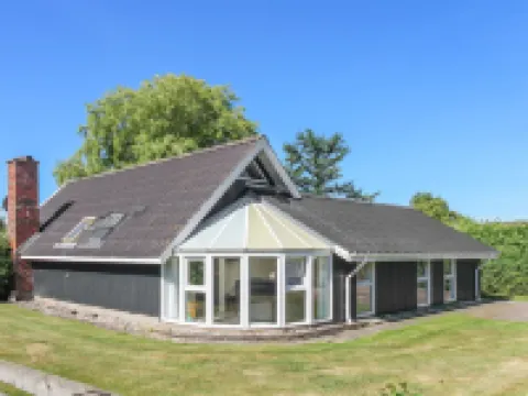 "Elbert" - 100m from the Sea