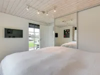 "Benita" - 400m to the Fjord