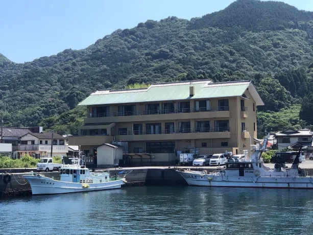 海鮮の宿まつ浦 周辺のホテル