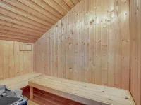 "Annelore" - 400m from the Sea