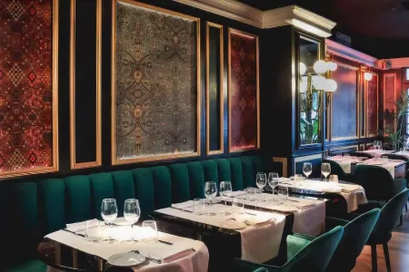 Hotel & Restaurant Marina Palamós Отели в г. Паламос