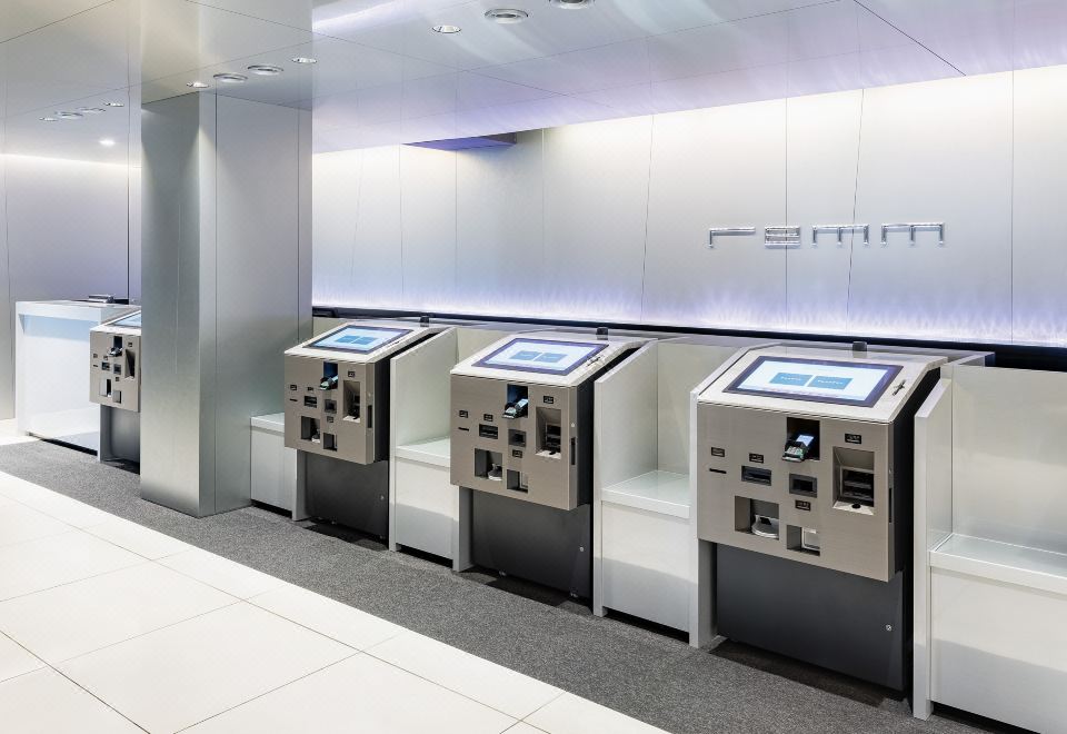 렘 신 오사카 객실