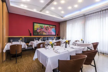 Seehotel Friedrichshafen Отели рядом с достопримечательностью «Бодензе»