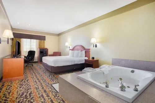 La Quinta Inn & Suites by Wyndham Belton - Temple South Hotels in Bell County
