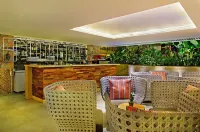 Anathera Resort Kuta Bali Airport - 바