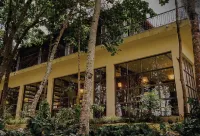 Rosetta by Ferns Hotel a Hassan