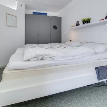 "Jaakko" - 100m from the Sea