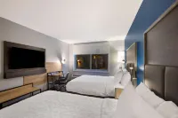 Tru by Hilton Traverse City - parking