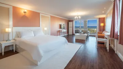 Yangyang Golden Bay Pension