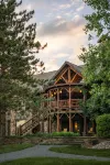The Chatwal Lodge Hotels in Highland