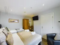 Sandbanks Suite - balcony