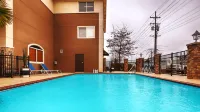 Best Western Plus Slidell Hotel - piscina