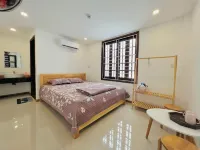 Phòng một giường, có Ban công, chổ đậu xe ô tô - Kenpia Homestay Hotel di Thủy Thanh