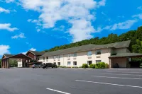 SureStay Plus Hotel by Best Western Berkeley Springs Hotels in Berkeley Springs