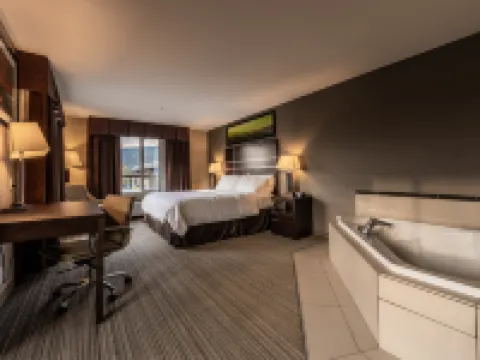 Holiday Inn Express GOLDEN-KICKING HORSE by IHG Hotels in Golden