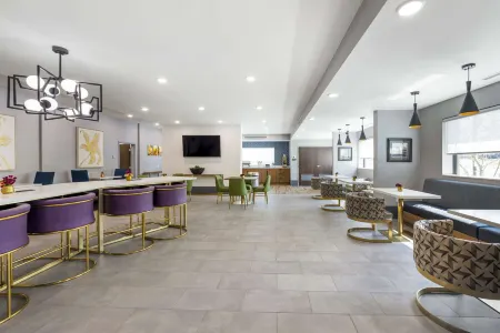 Comfort Inn & Suites Gallatin - Nashville Metro