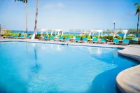 British Colonial Nassau Hotel - Beach