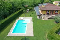 Apt In Villa Con Piscina 45 Minuti Ve Zona Unesco