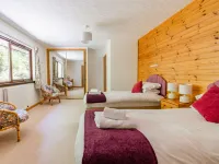 Achmony Secluded Westend