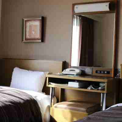 Hotel Route-Inn Satsumasendai Rooms