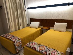Hotel & Suites Luna Mexicana