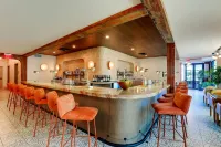 Trilogy Hotel Montgomery, Autograph Collection - Quầy bar