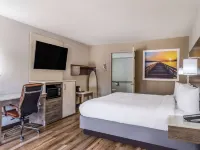 克萊門森温德姆戴斯酒店 鄰近Clemson University: Department of Electrical and Computer Engineering的酒店