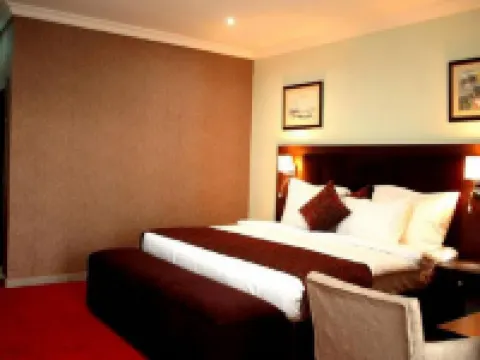 SpringHill Hotel & Suites Hotels in 