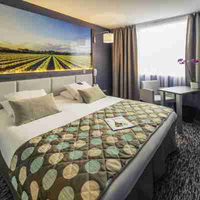 Hôtel Mercure Beaune Centre Rooms