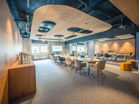 Hôtel Mercure Troyes Centre Отели в г. Труа